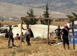 Ağustos'ta Suriye'den 100 bin mülteci kaçtı
