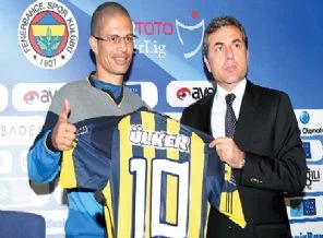 Alex hocaya saygı duymalı
