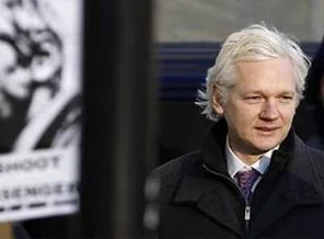 Assange'ye ''İsveç'e gönderme'' önerisi