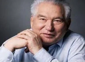 Aytmatov'un yayınlanmamış el yazısı romanı bulundu