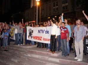 Aziz Yıldırım'a protesto