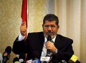 BAE'den Mursi'ye davet