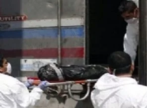 Bir kamyonetin kasasında 7 ceset bulundu