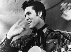 Elvis Presley'e ait İncil rekor fiyata satıldı