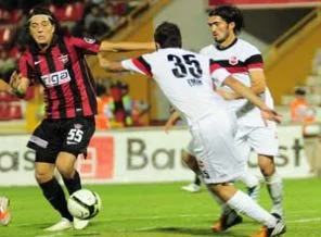 Gaziantepspor, turu uzatmalarda atladı