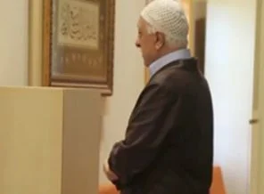 Gülen gıyabi cenaze namazı kıldırdı
