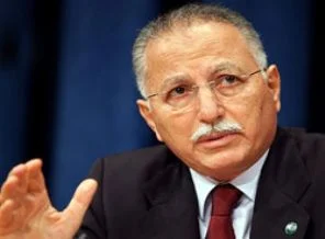 İİT Genel Sekreteri İhsanoğlu, İsrail'i uyardı
