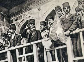 İzmir'in kurtuluşunun 90. yıl dönümü