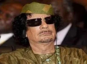 Kaddafi'nin hayatı kitap oluyor