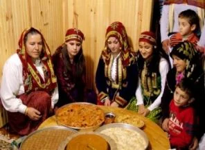 'Kız evi naz evi'
