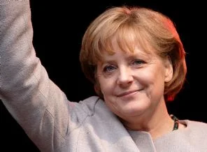 Merkel: Krizi atlatabilmek için uzun soluğa ihtiyacımız var