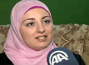 Mısır'daki başörtülü spikerin mutluluğu