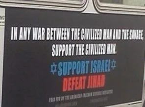 New York metrosuna İslam düşmanı afişler