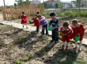 Okul bahçeleri ''Doğa Bahçeleri'' ne dönüşüyor