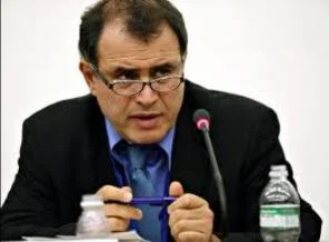 Roubini: Yakında duvara toslayacağız