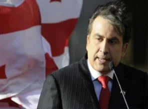 Saakaşvili: 'Gürcistan satılık değil'