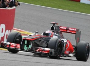 Schumi ve Webber'e ceza!