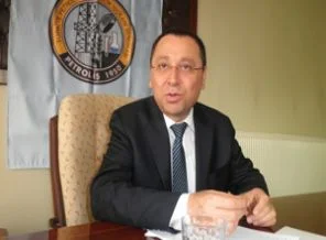 'Siyaset TPAO'dan elini çekmeli'