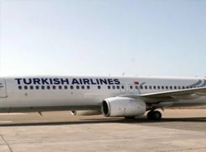 THY uçağı Bingazi'ye inemedi