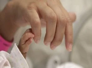 Tıbbi trajedide 50 yıl sonra gelen özür