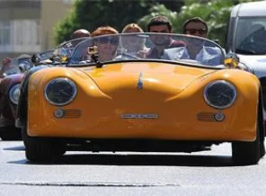 Türkiye'nin ilk elektrikli spor otomobili yola çıktı