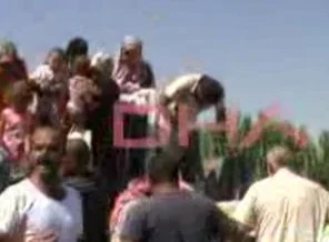 Yüzlerce Suriyeli sınıra akın etti!