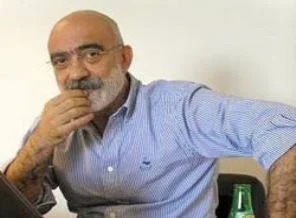 Ahmet Altan'dan AK Parti'ye dayak sorusu