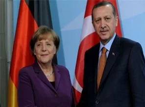 Almanya tezkere sonrasını tartışıyor
