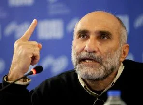 Alper Görmüş, Taraf'a yüklendi
