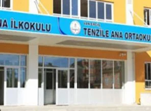 Atatürk ve Cumhuriyet isimleri dert oldu