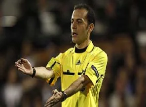 Cüneyt Çakır Barcelona'yı oynattı!