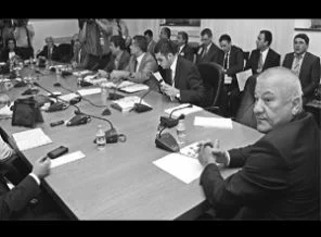 Darbeyi kim alkışlamaz ki