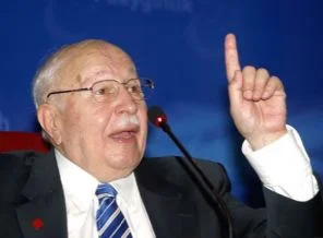 Erbakan bugünler için uyarmıştı!