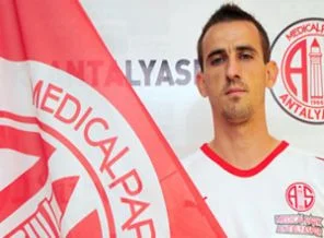 FIFA'dan Antalyalı futbolcuya ceza