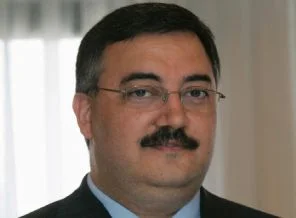 Hariri: Lübnan'ı Beşşar Esed'in planlarından korudu