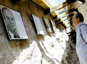 İstanbul'da 'Aliya İzzetbegoviç' sergisi açıldı