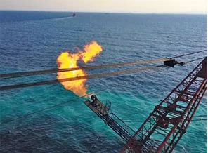 Japonya'da tarihi petrol sevinci