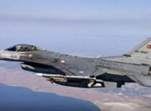 Kuzey Irak'a bomba yağdı