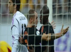 Libya ve Cezayir Futbol rekabeti krize dönüştü