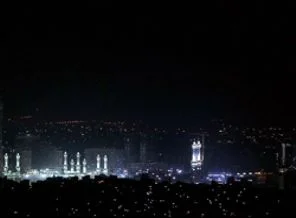 Nur Dağı'ndan Kabe'ye bakış