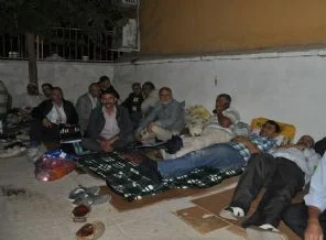 Silopi'de bekleyen hacı adayları zorda