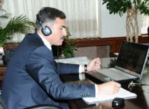 Vali Turhan, kaymakamlarla telekonferans yöntemiyle toplantı yaptı