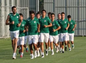 16 yaşında Bursa'da 211 gol attı