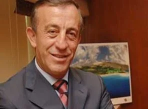 Ağaoğlu'ndan hükümete tepki