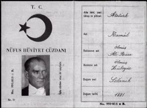 "ATATÜRK" soyadını kendisi mi vermişti?