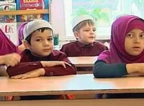 Çeçenistan'da anaokulda din eğitimi