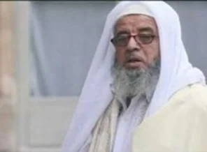 Fransa 77 yaşındaki imamı kovdu