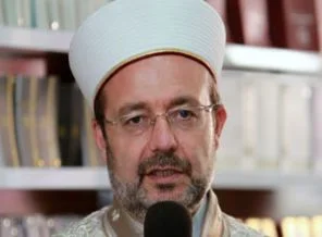 Görmez: Yüreğimiz kan ağlayarak izliyoruz