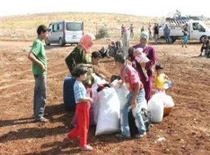 Halk, Suriyelileri bağrına bastı