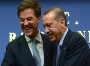 Hollanda Başbakanı Türkiye'yi kıskandı!